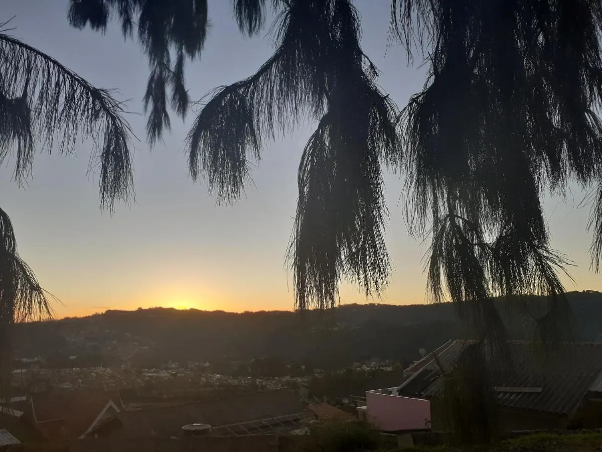 Chales Alto Da Serra 1 Campos do Jordão 0*,  Brazylia
